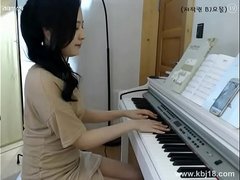 Cute korean Girl Masturbate More